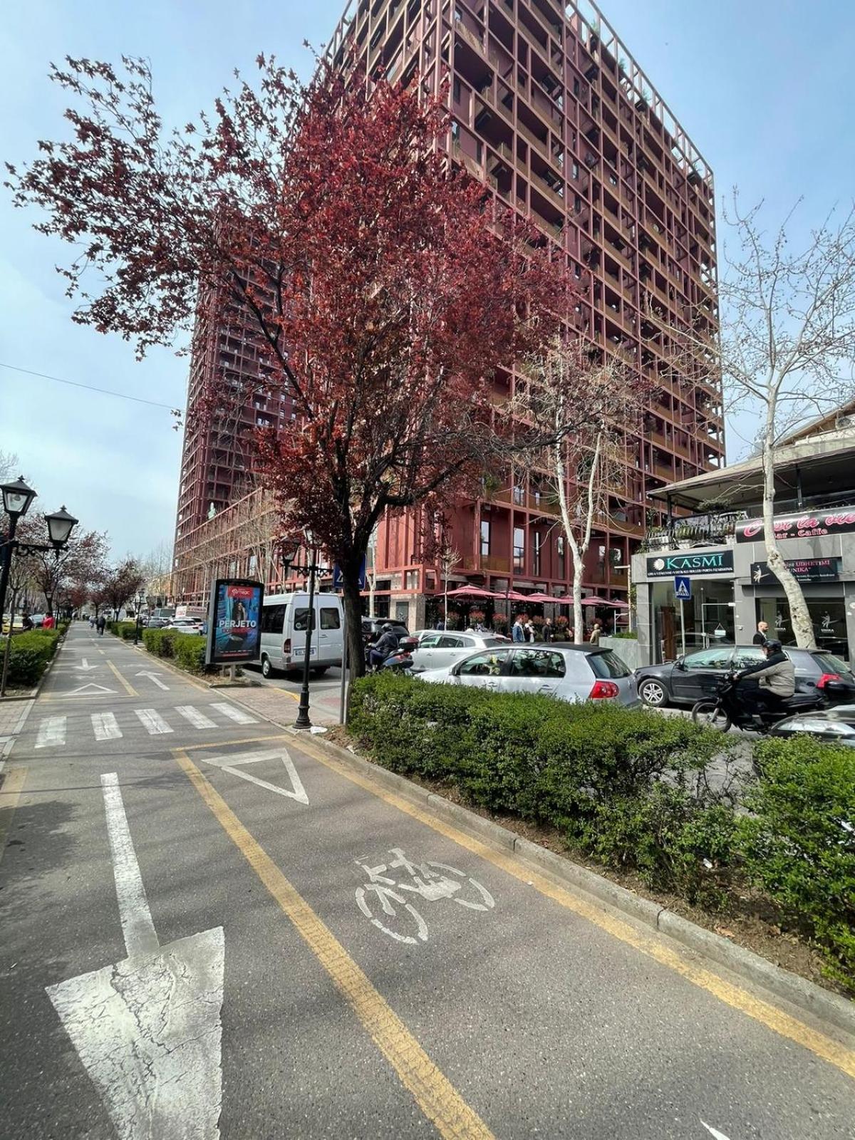 Garden Building Luxury * Tirana